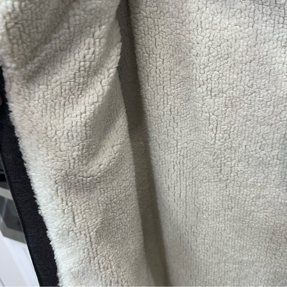 Free 2B Gray Sherpa Lined Full Zip Pocket Jacket - Picture 5 of 11